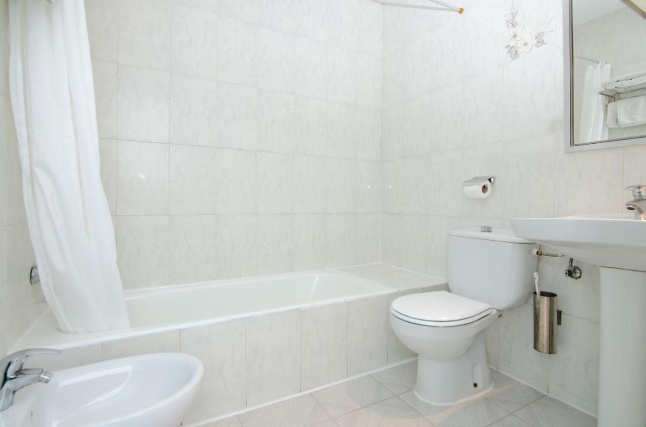 Hostal Manolo Garrucha Dış mekan fotoğraf