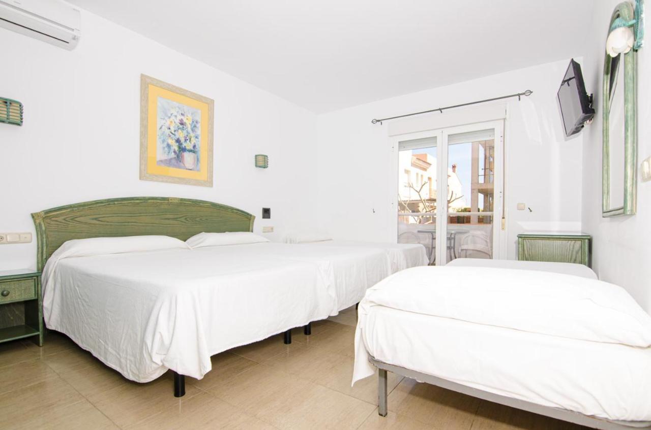 Hostal Manolo Garrucha Dış mekan fotoğraf