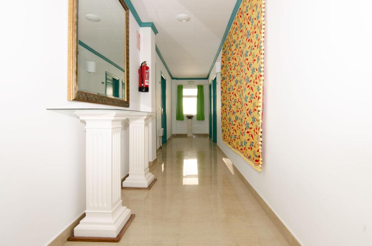 Hostal Manolo Garrucha Dış mekan fotoğraf