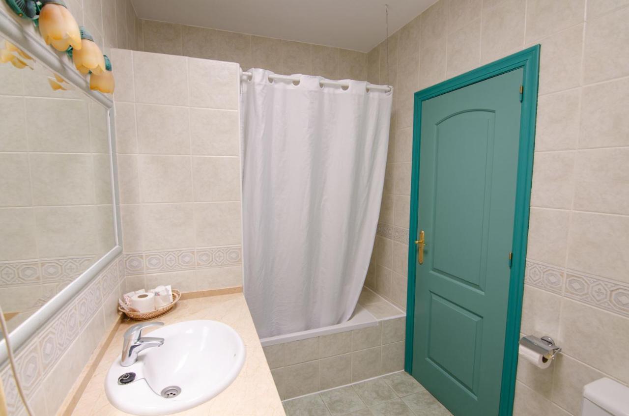 Hostal Manolo Garrucha Dış mekan fotoğraf