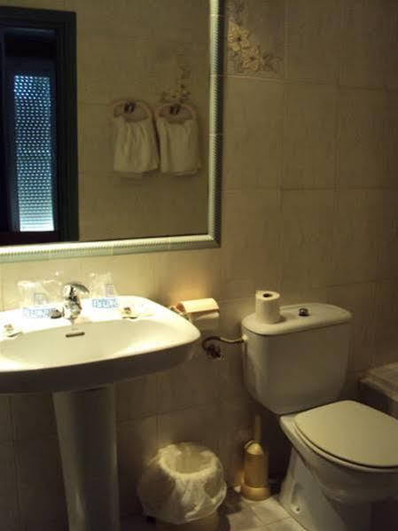 Hostal Manolo Garrucha Dış mekan fotoğraf