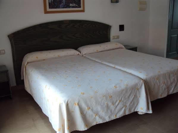 Hostal Manolo Garrucha Dış mekan fotoğraf