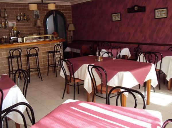 Hostal Manolo Garrucha Dış mekan fotoğraf